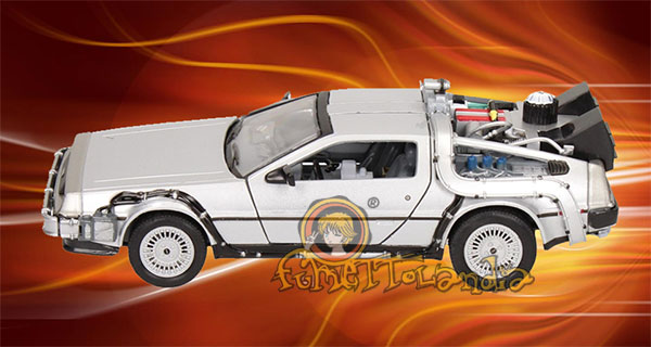 BACK TO THE FUTURE II DIECAST MODEL 1/24 '81 DELOREAN LK COUPE FLY WHEEL