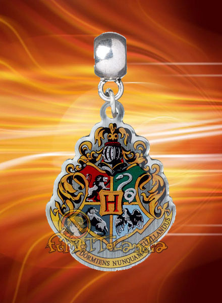 HARRY POTTER CHARM HOGWARTS CREST (SILVER PLATED)