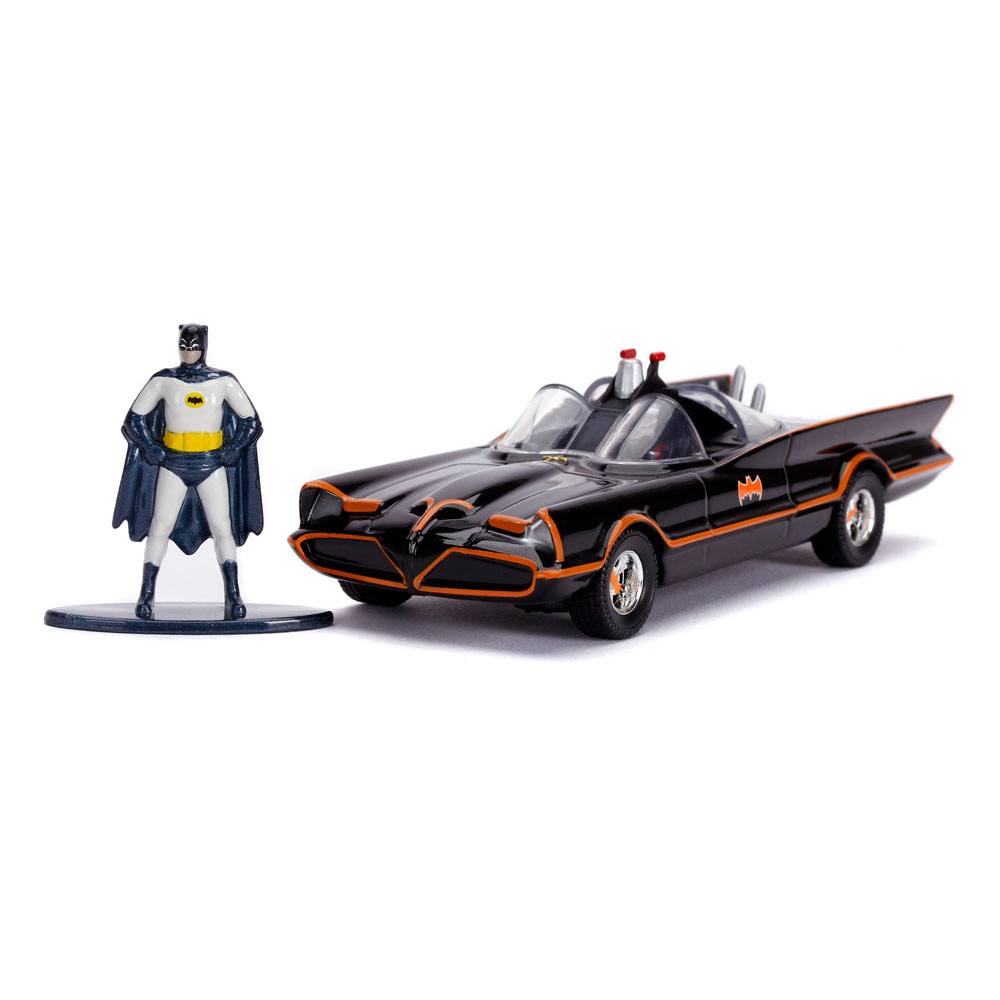 BATMAN CLASSIC TV SERIES DIECAST MODEL 1/32 1966 CLASSIC BATMOBILE WITH FIGURE